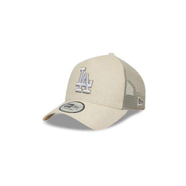 GORRA NEW ERA LOS ANGELES DODGERS 9FORTY BEIGE LOGO BLANCO TIPO TRYCKER