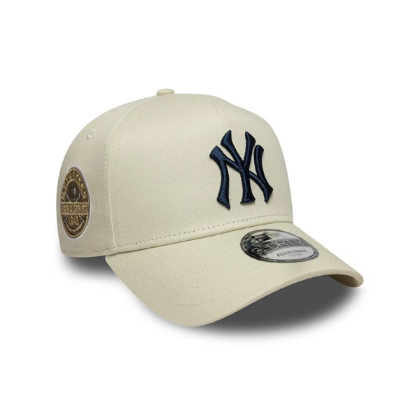 GORRA NEW ERA NEW YORK YANKEES 9FORTY BEIGE LOGO NEGRO