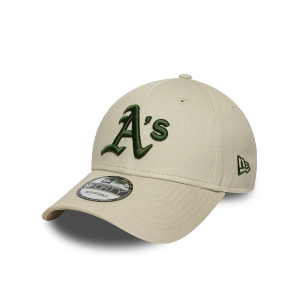 GORRA NEW ERA OAKLAND ATHLETICS 9 FORTY BEIGE LOGO VERDE