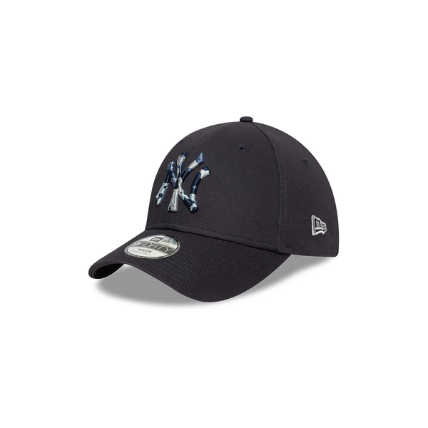 GORRA NEW ERA NEW YORK YANKEES 9 FORTY TALLA JUNIOR NEGRA LOGO CAMUFLADO AZUL
